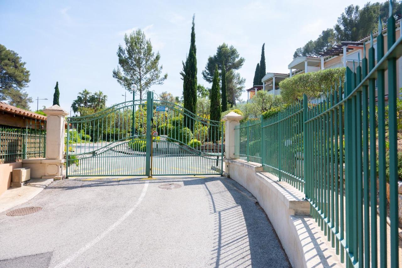 La Cle Vue Mer, Clim, Terrasse, Parking A Hyeres Exterior photo